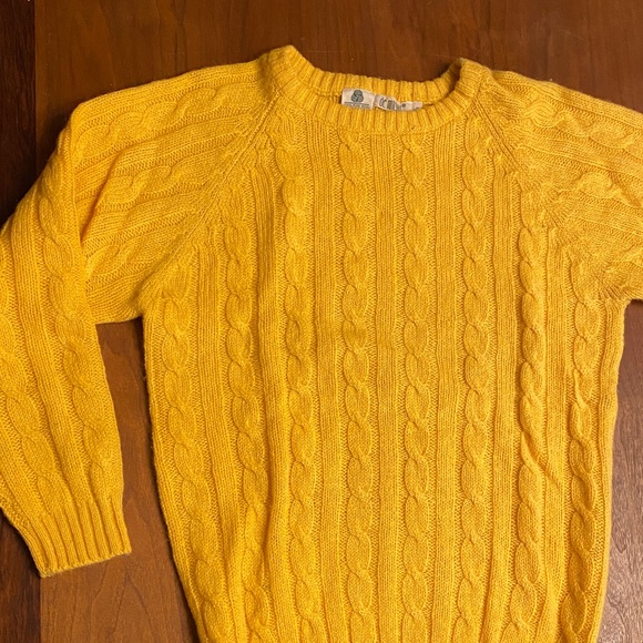 Vintage De Rotchild Yellow Cable Knit Sweater - Picture 3 of 6